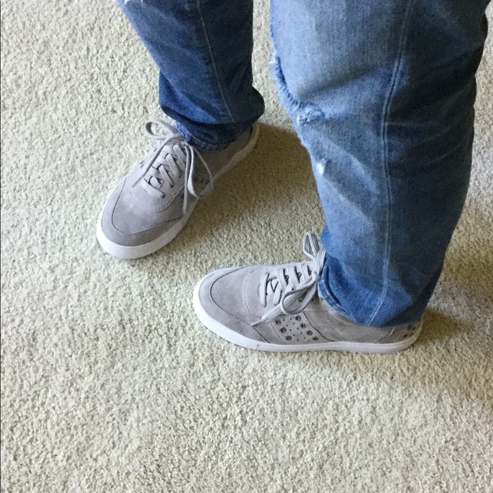 * Halogen Camila Grey Suede Fashion Sneakers